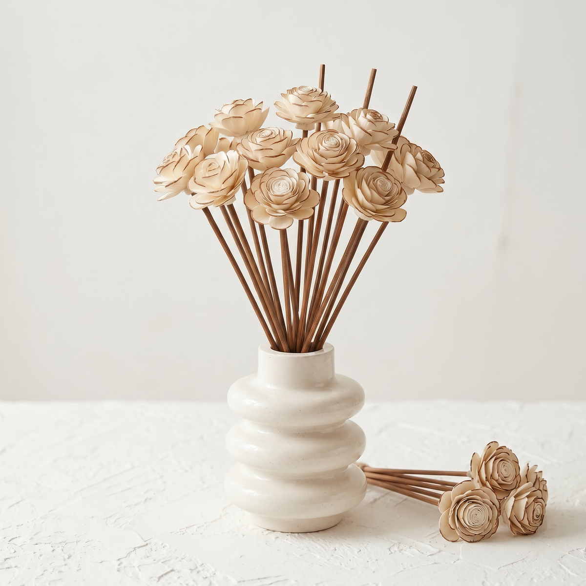 Stacked Bubble Vase & Dried Botanical Gift Set