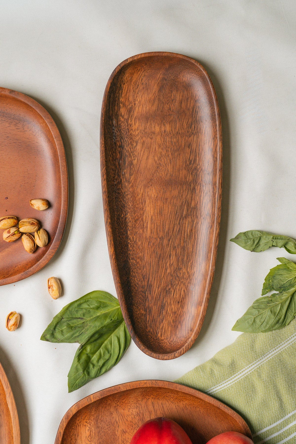Acacia Wood Serving Plate Set